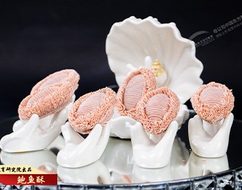 擅长广式茶点和国潮中式糕点制作
