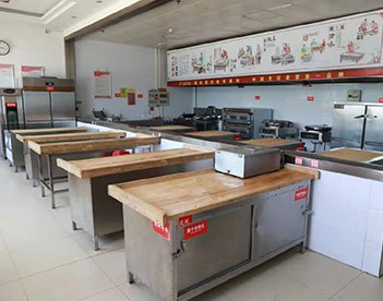 定期开展企业宣讲会