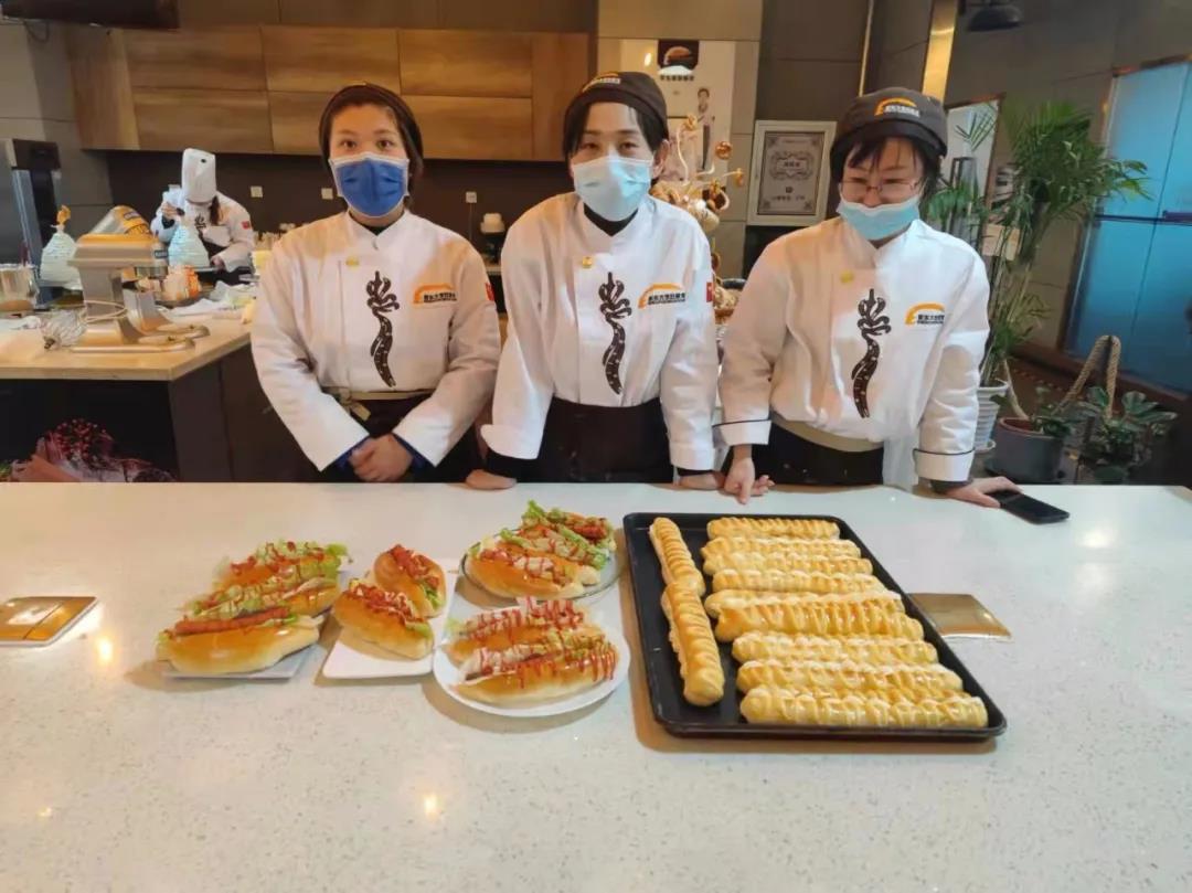 咨询热线
